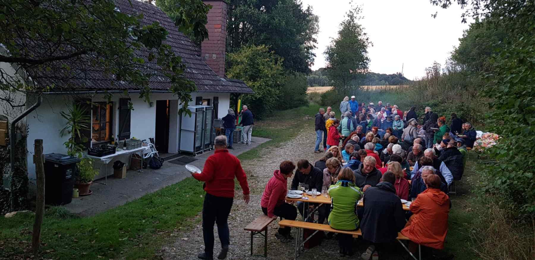 Die Festbeleuchtung trübt den Blick.